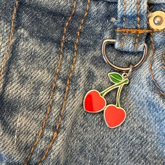 Wild Fable Low Rise Bootcut Frayed Jeans Women’s Size 00 Cherry Charm Light Wash - Picture 10 of 10